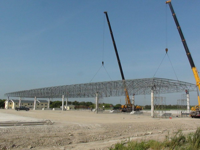 集安收费站网架工程